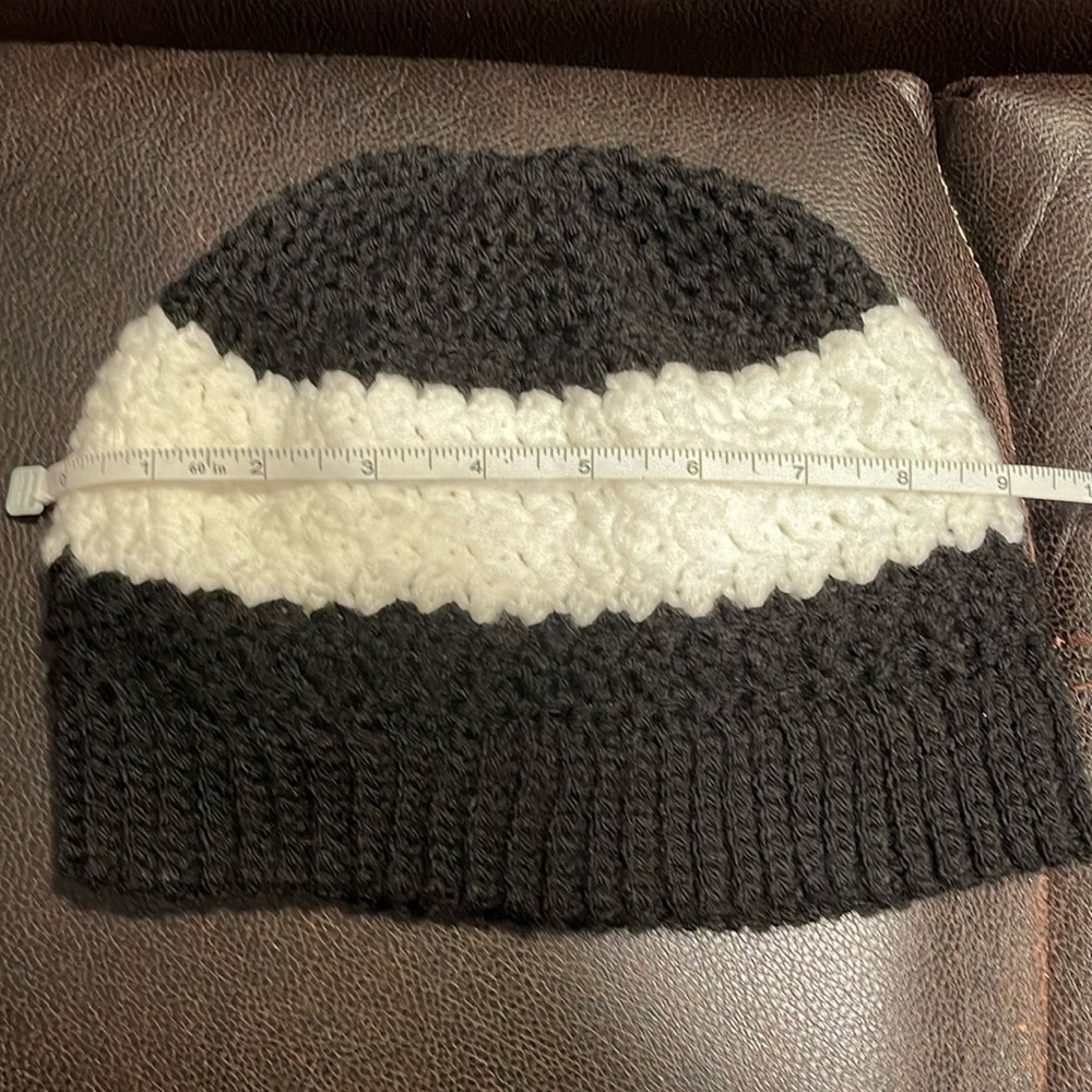 Winterberry Beanie Crochet Adult Hat - Picture 2 of 3